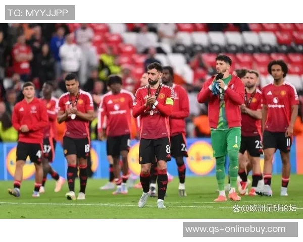 曼联因今夏贷款引援净债务首次突破十亿美元大关